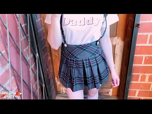 ❤️ Schoolgirl sucks a Dick go domhain agus fucks ionad ranganna. ️❌  Porn na Rúise  ag porn % ga.mumsp.ru%